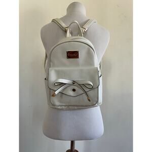 Preowned White Bag Pack